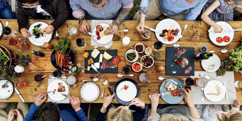 Food Fest and Barrista Club - Epicureans and foodies can delight in delectable tasting plates from Eumundi’s top chefs.