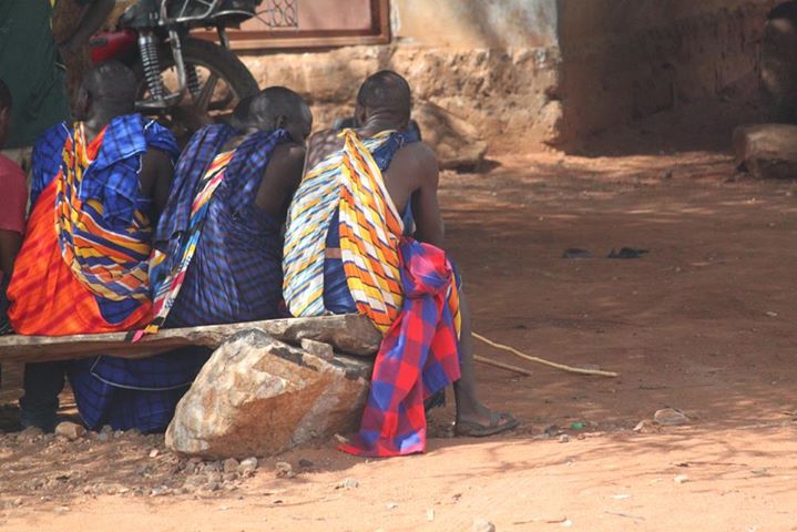 Presentation and a taste of Tanzanian food, you will learn what to do with 'Cobbler's Hook'