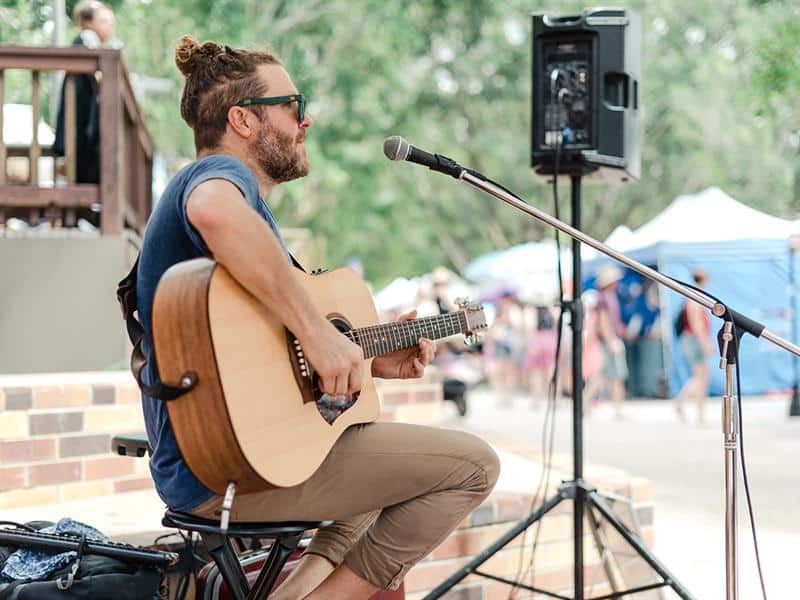 Join the uplifting, soulful and euphoric sounds of Dubarray!