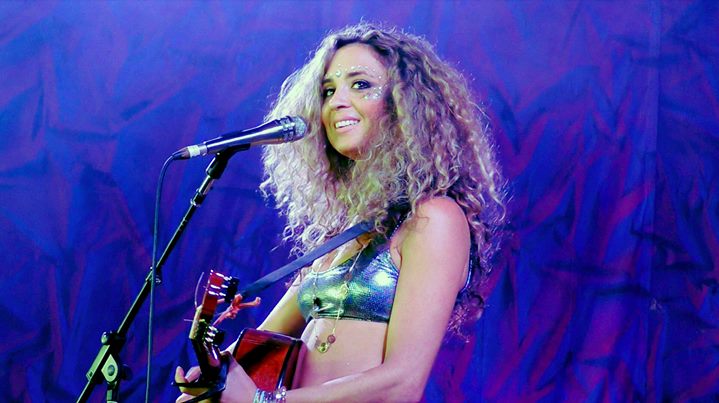 Lucy Gallant is hailed as one of the most talented indie artists on the scene.