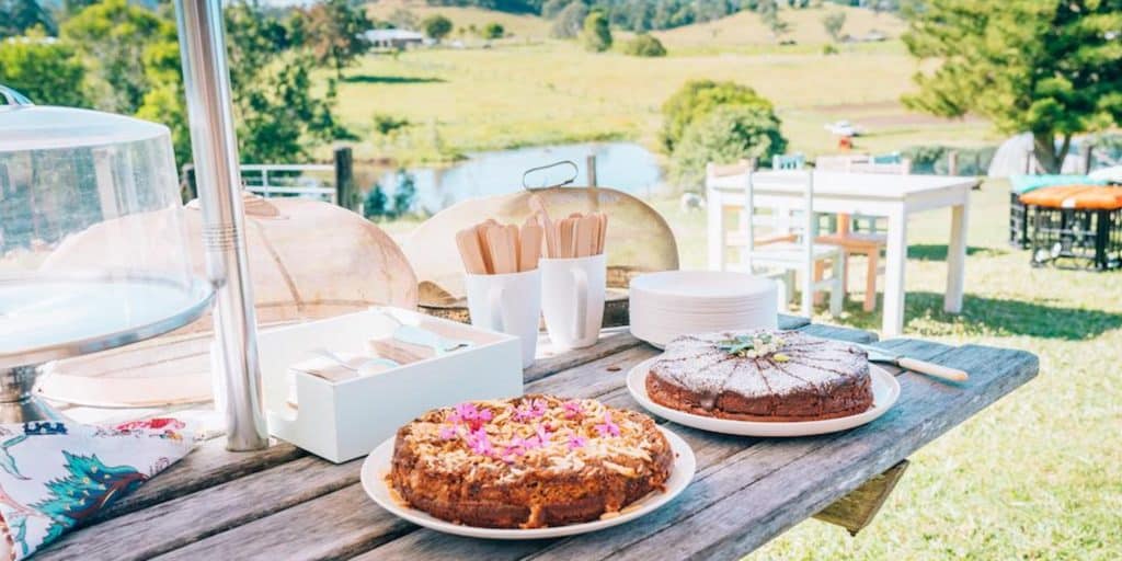 Wind your way through Noosa hinterland trails and sample fresh produce at 3 unique Sunshine Coast farms.