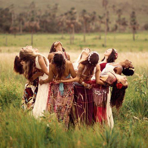 Come and join the group as a collective in a gentle ceremony to celebrate our gratitude for the growth and beauty of 2019 in all of it’s light and darkness and to honour the year to come.