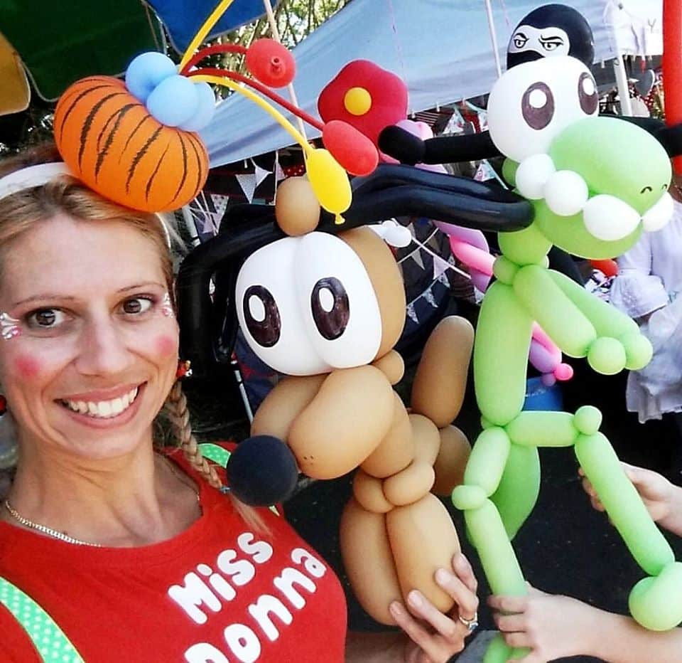 Bring the kids for some balloon twisting fun with Miss Donna who joins us for a FREE balloon twisting workshop. An International Multi-Award Winning Balloon Artist, Miss Donna has been twisting balloons since she was 13 years old and has been performing professionally for over 16 years.